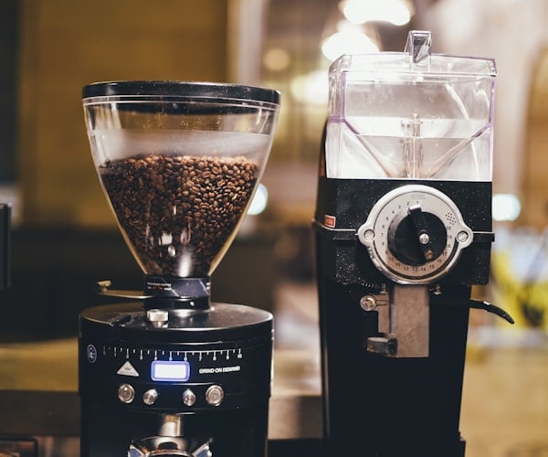 Commercial coffee grinder
